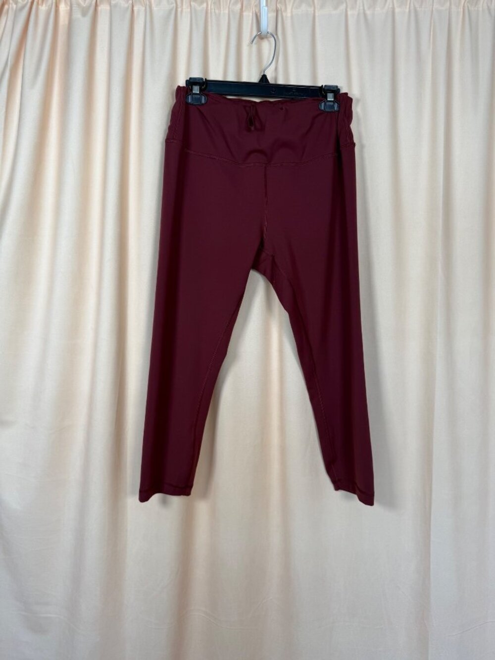 Lululemon Align Pant II Size 14 Burgundy Soft Activewear Athleisure Yoga Casual